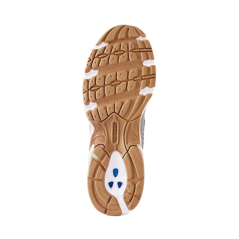 Chaussure athlétique New Balance 740