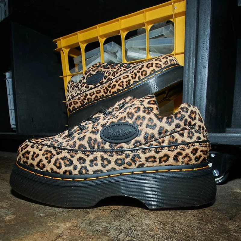 Womens Dr. Martens Buzz 5-Eye Platform Casual Shoe - Leopard