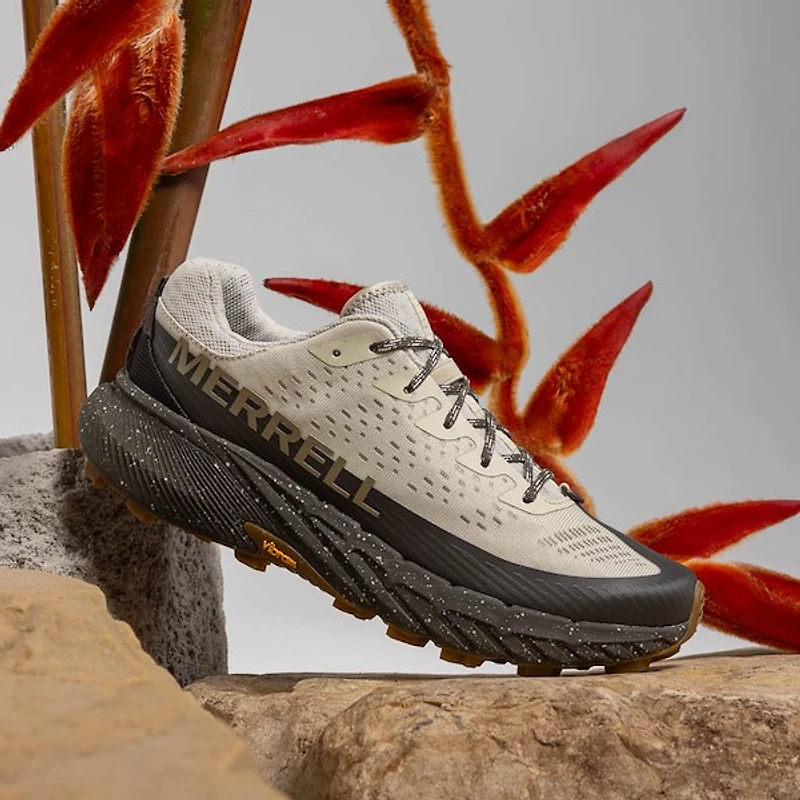 Mens Merrell Agility Peak 5 Running Shoe - Stucco / Beluga