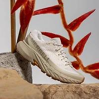 Womens Merrell Agility Peak 5 Running Shoe - Chalk / Basalt