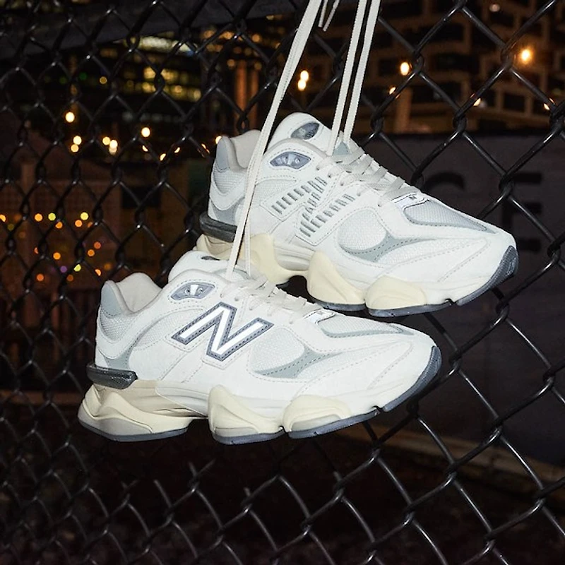 New Balance 9060 Athletic Shoe - Sea Salt / Concrete