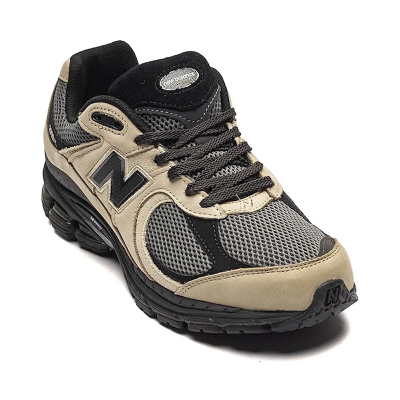 New Balance 2002R Athletic Shoe - Stoneware / Castlerock