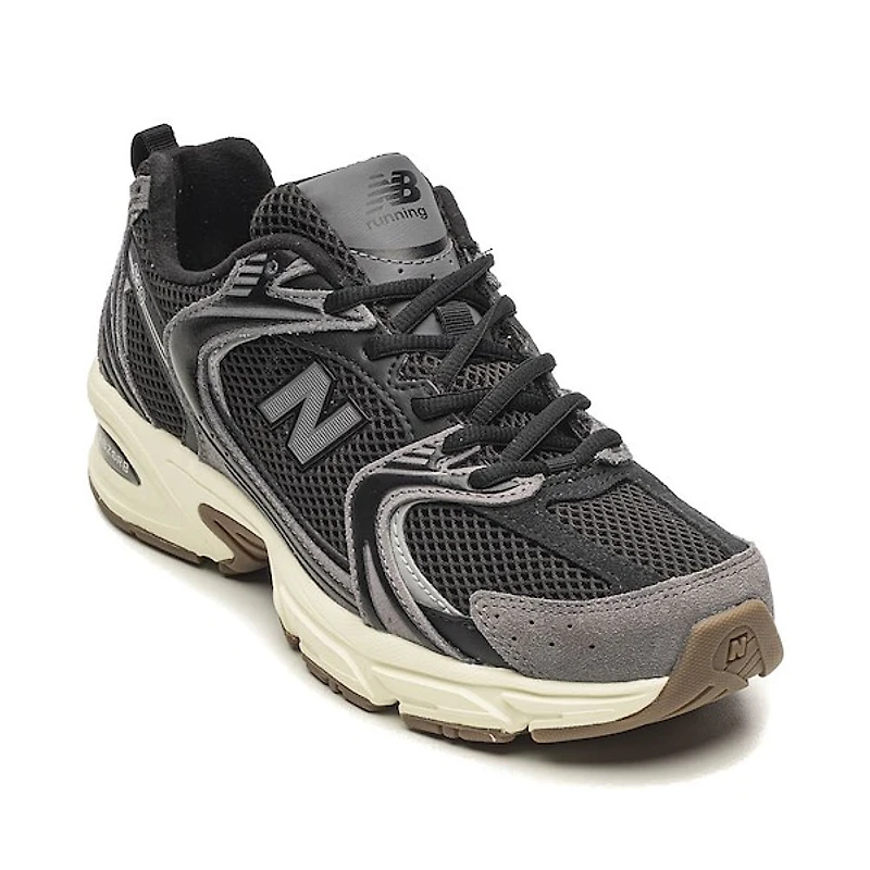 Chaussure athlétique New Balance 530 - Noir / Castlerock