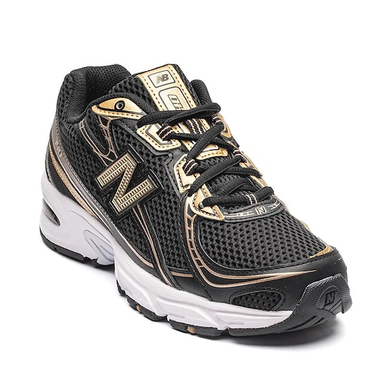 New Balance 740 Athletic Shoe - Black / Gold White