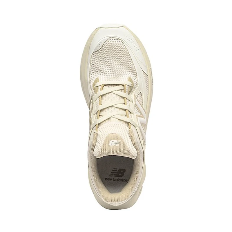 New Balance Fresh Foam Trainer - Linen / Sea Salt