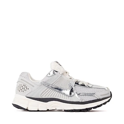 Womens Nike Zoom Vomero 5 Athletic Shoe - Photon Dust / Chrome Gridiron Sail