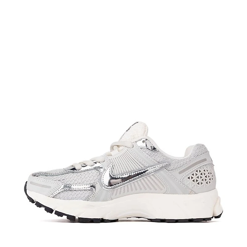 Chaussure athlétique Nike Zoom Vomero 5 pour femmes - Photon Dust / Chrome Gridiron Sail