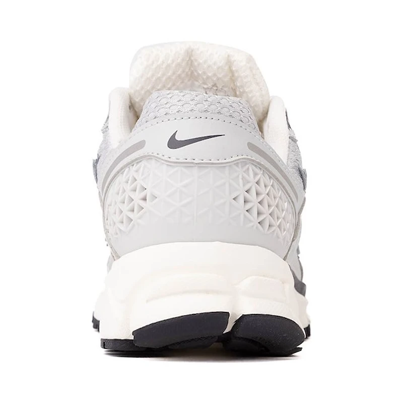 Chaussure athlétique Nike Zoom Vomero 5 pour femmes - Photon Dust / Chrome Gridiron Sail