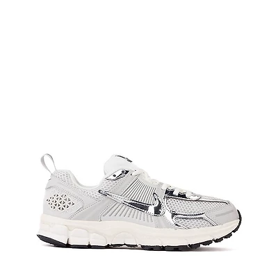 Nike Vomero 5 Athletic Shoe - Big Kid Photon Dust / Chrome Gridiron Sail