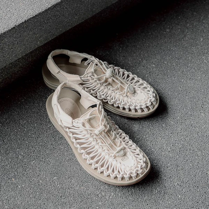 Womens KEEN® UNEEK Sneaker - White Cap / Cornstalk