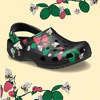 Crocs Classic Berries & Bees Clog - Black