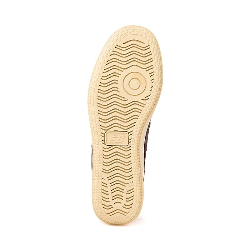 Chaussure athlétique New Balance T500 - Brun / Sel de mer