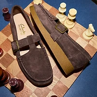 Womens Clarks Wallabee Evo T-Bar Mocassin - Chocolate