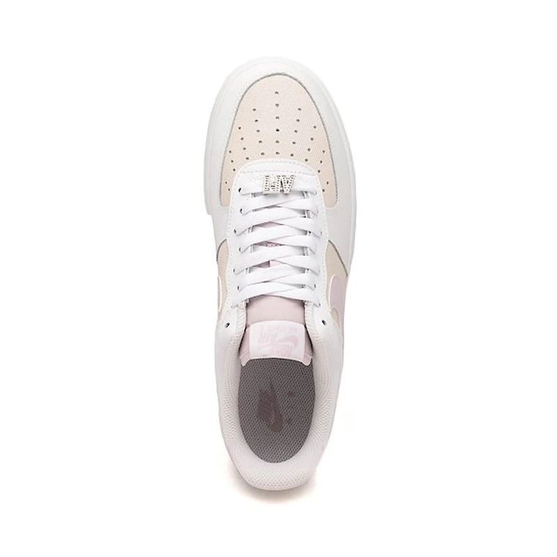 Chaussure athlétique Nike Air Force 1 ’07 SE pour femmes - Blanc / Lilas délavé Argent métallisé