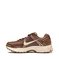 Womens Nike Zoom Vomero 5 Athletic Shoe - Cacao Wow / Light Khaki British Tan
