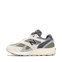 New Balance 880 Athletic Shoe - Sea Salt / Bayberry NB Navy