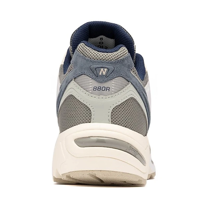 New Balance 880 Athletic Shoe - Sea Salt / Bayberry NB Navy