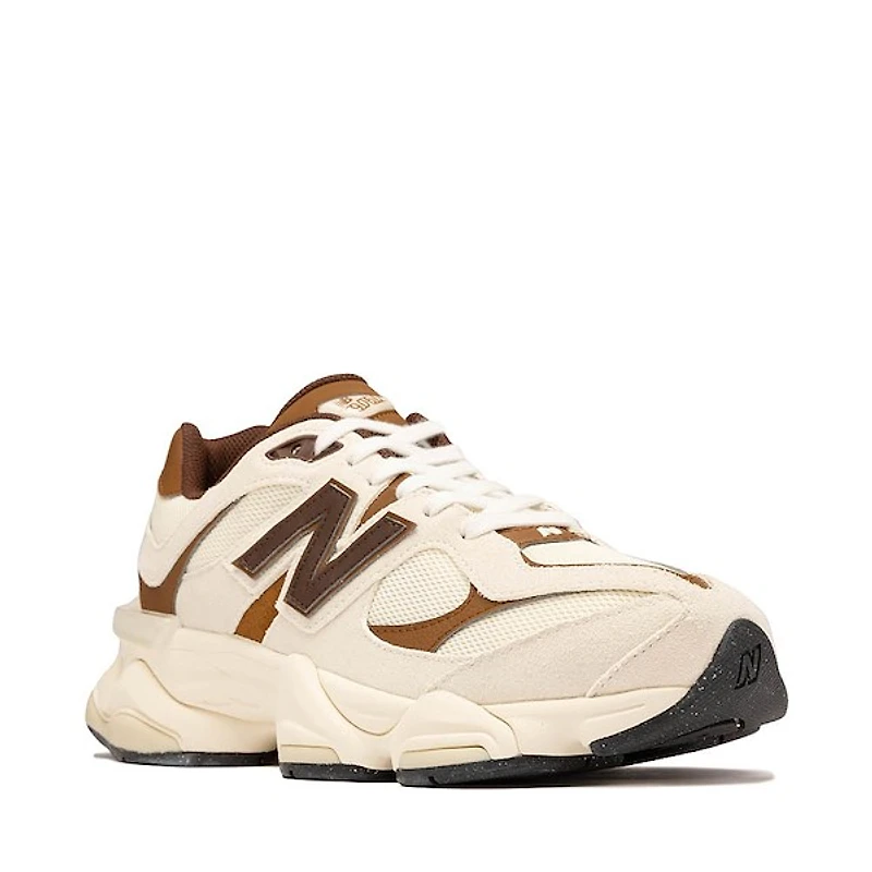 New Balance 9060 Athletic Shoe - Breakfast Tea / Angora
