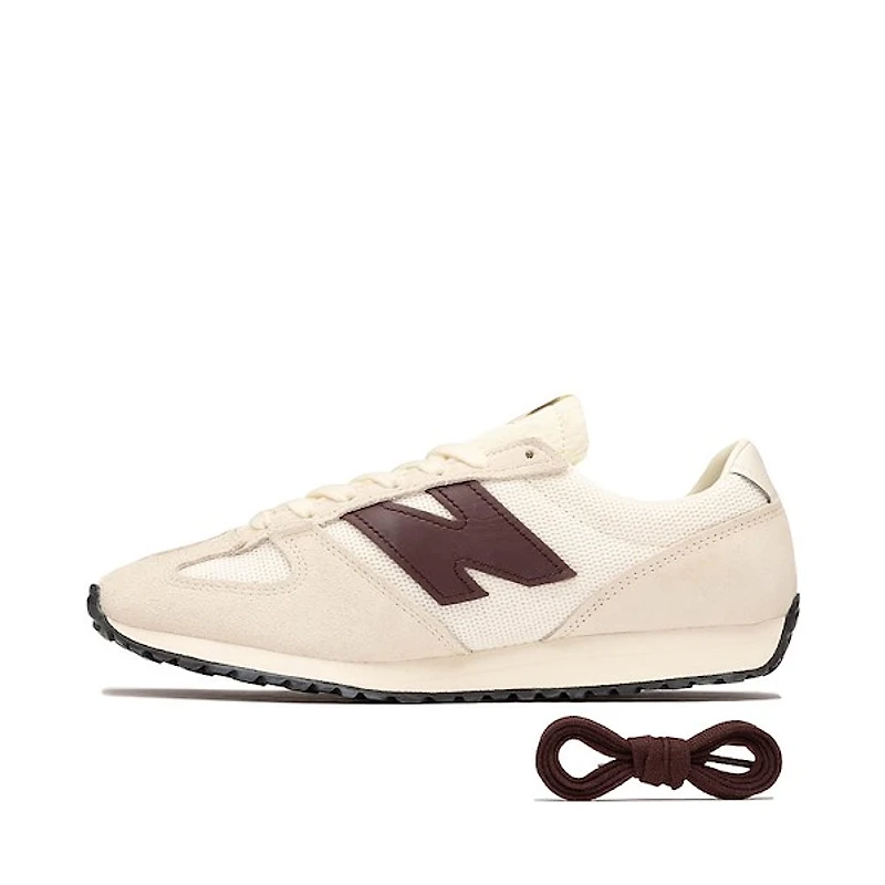 New Balance 471 Athletic Shoe - Linen / Sea Salt