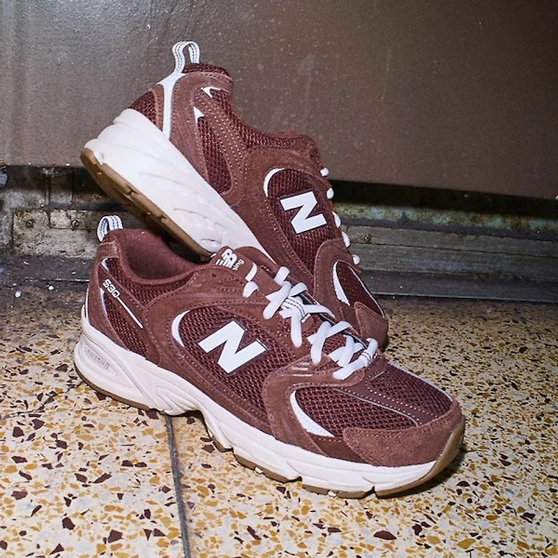 New Balance 530 Athletic Shoe - Pumpernickel / Sea Salt