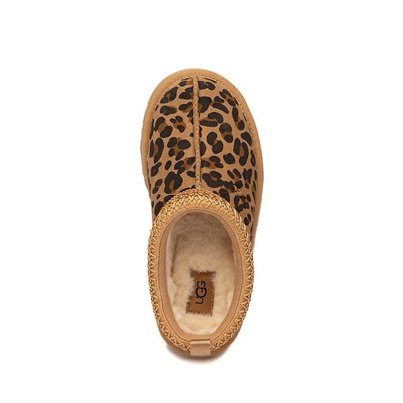 UGG® Tazz Spotted Clog - Little Kid / Big Tan