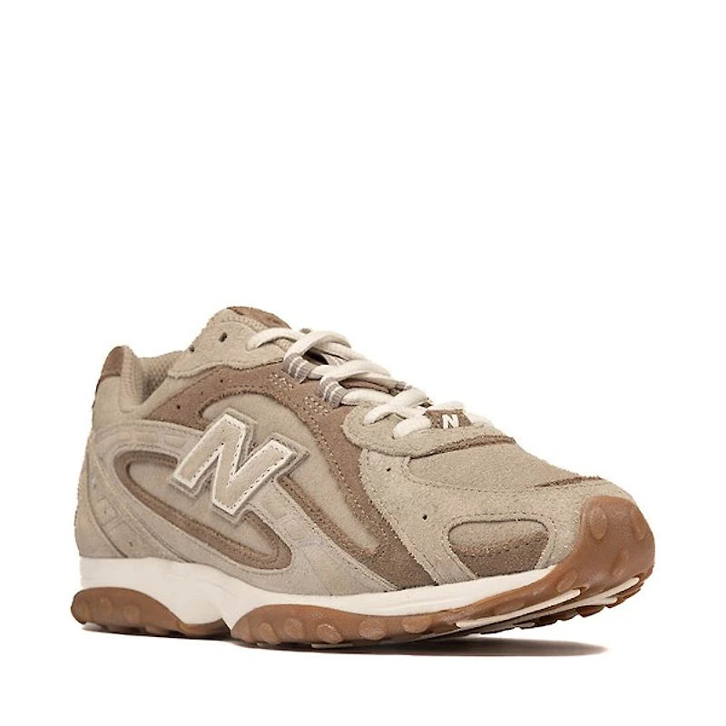 New Balance 204L Athletic Shoe - Arid Stone / Thunder Brown