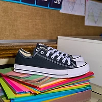 Converse Chuck Taylor All Star Low-Top Sneaker - Black