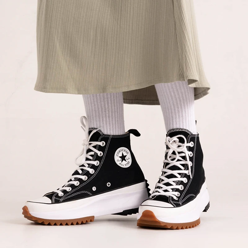 Converse Run Star Hike Platform Sneaker - Black / White Gum