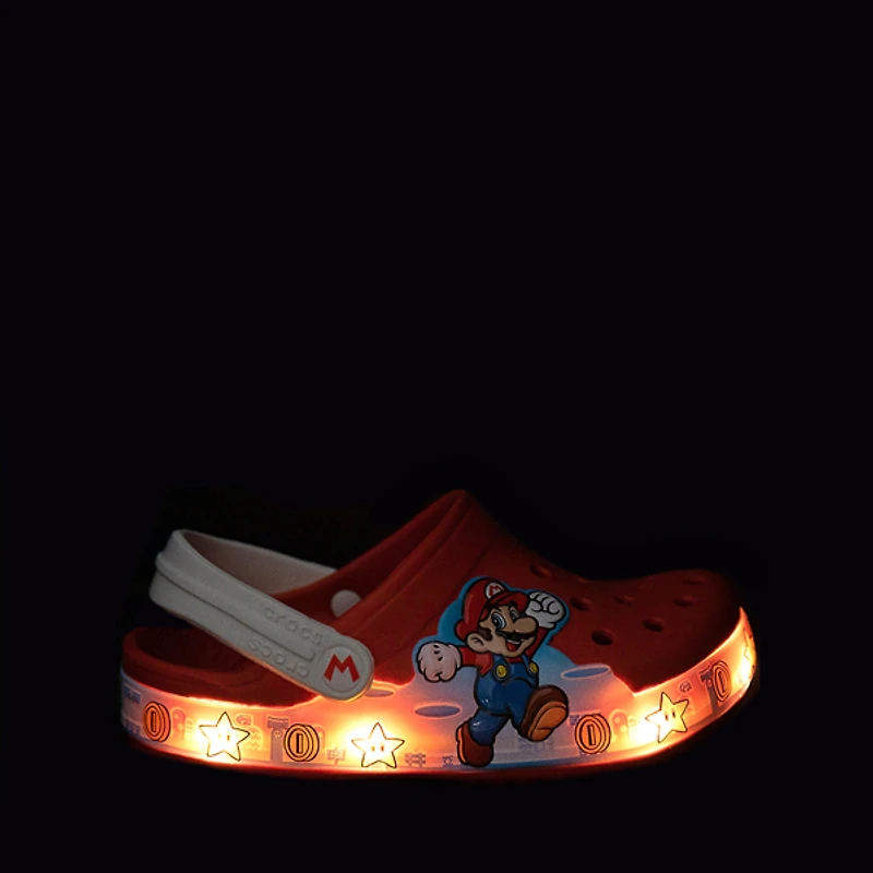 Super Mario Bros. Crocs Classic Lights Clog - Little Kid / Big Red