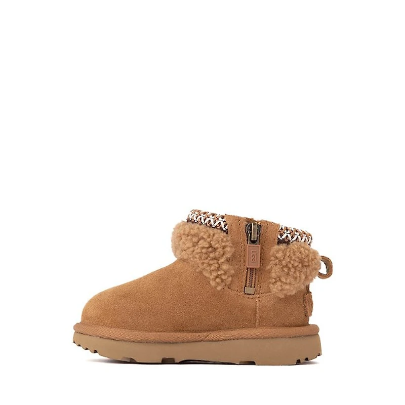 UGG® Classic Ultra Mini Maxi Curly Boot - Toddler / Little Kid