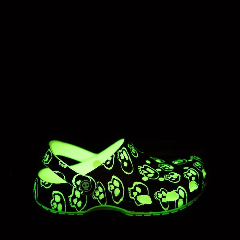 Crocs Classic Glow-In-The-Dark Skull Clog - Little Kid / Big Black