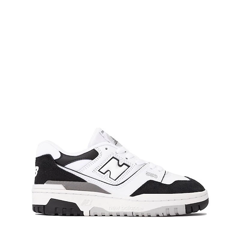 New Balance 550 Athletic Shoe