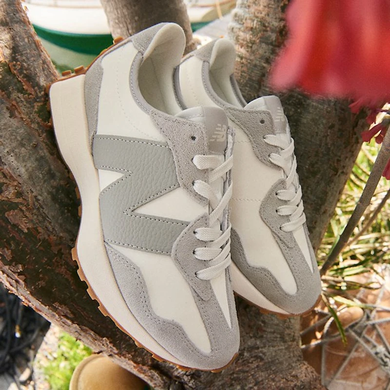 Womens New Balance 327 Athletic Shoe - Raincloud / Reflection