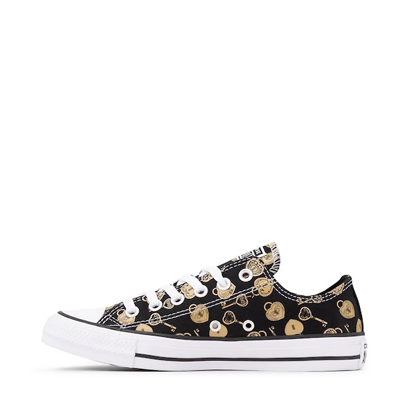 Converse Chuck Taylor All Star Lock & Key Low-Top Sneaker - Black