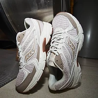 Womens Saucony Ride Millennium Athletic Shoe