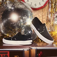 Vans Classic Slip-On Pearls Skate Shoe - Black