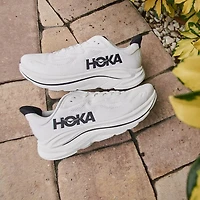 Mens HOKA Clifton 10 Athletic Shoe - White / Black