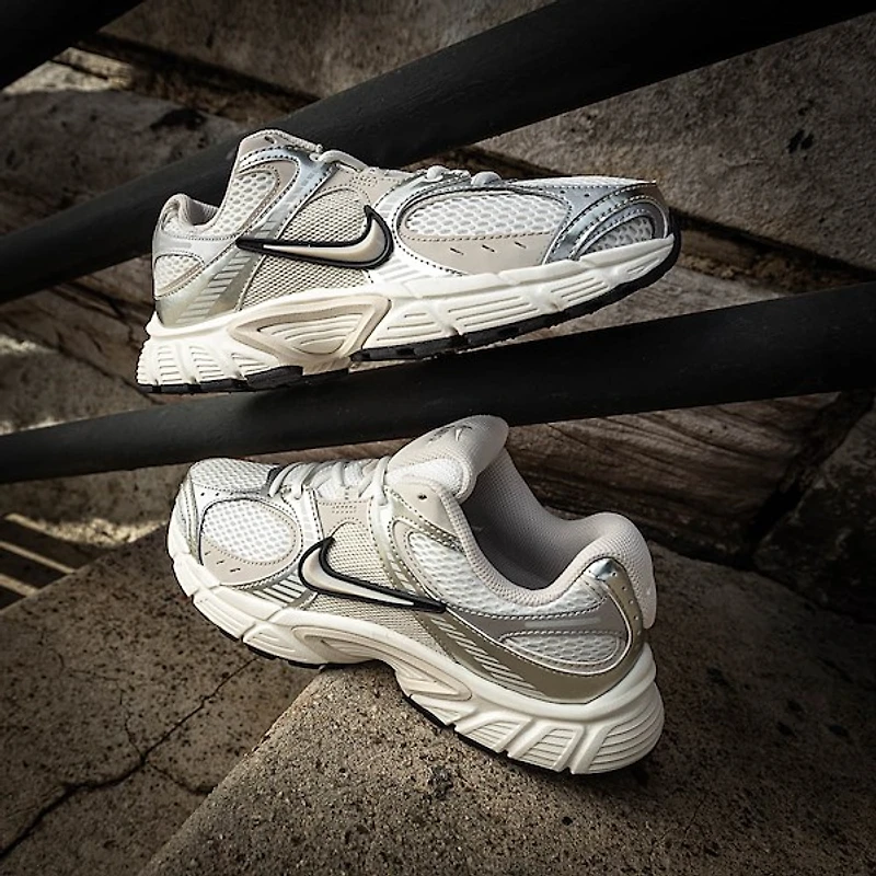 Womens Nike V5 RNR Athletic Shoe - Summit White / Sail Black Light Orewood Brown