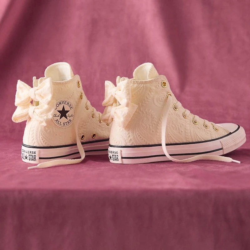 Converse Chuck Taylor All Star Bow Crochet High-Top Sneaker - Egret