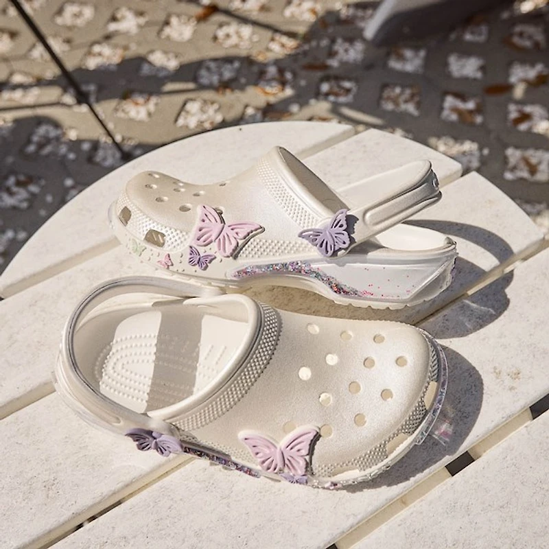 Crocs Classic Butterfly Shaker Clog - Little Kid / Big White