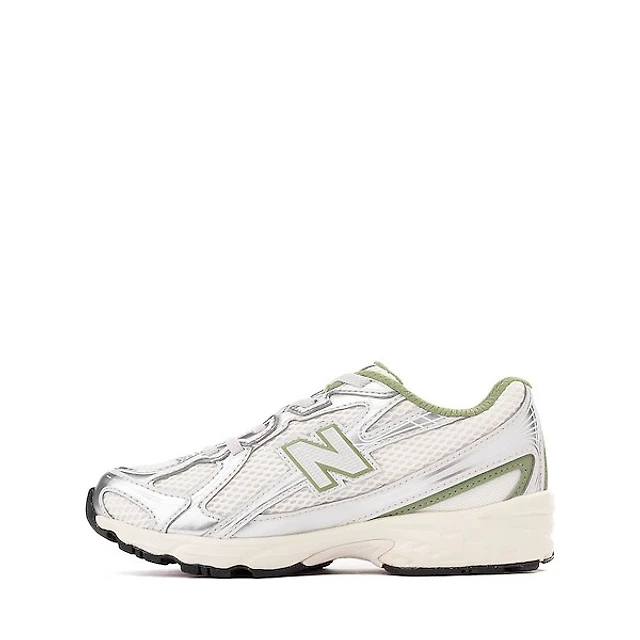 New Balance 740 Athletic Shoe