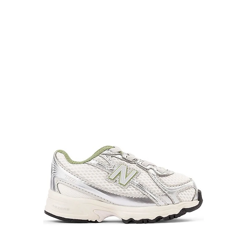 New Balance 740 Athletic Shoe