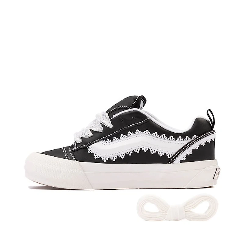 Vans Premium Knu Skool Skate Shoe - Black / White