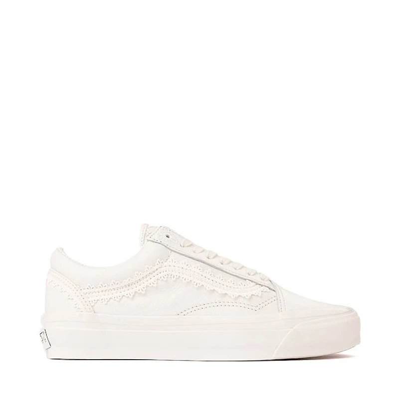 Vans Premium Old Skool Skate Shoe - Marshmallow White