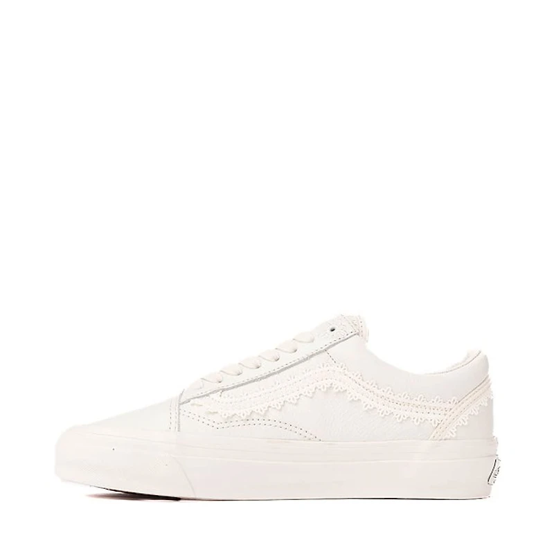 Vans Premium Old Skool Skate Shoe - Marshmallow White