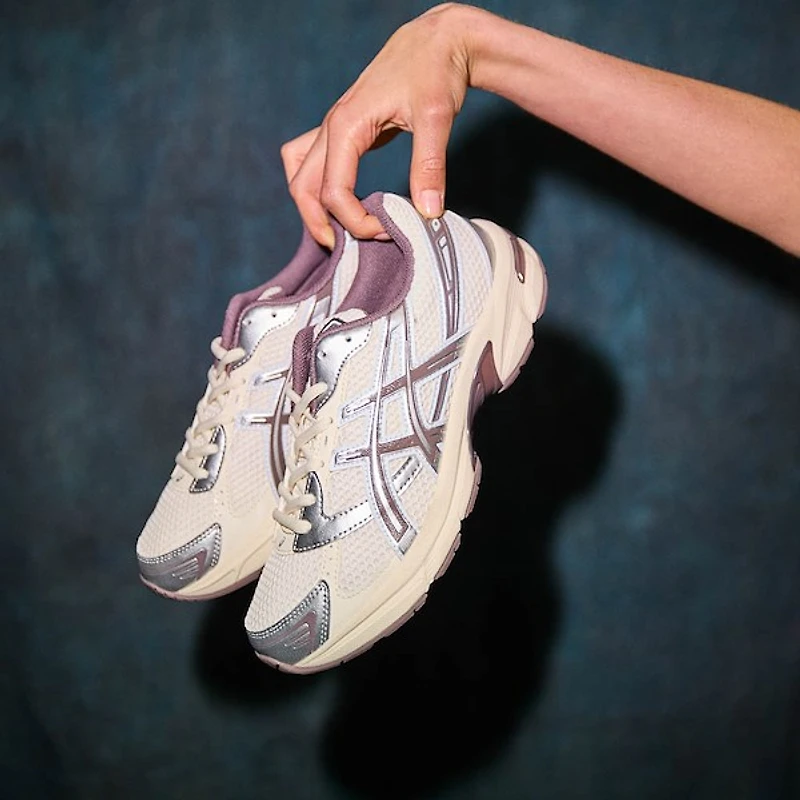 ASICS Gel-1130 Athletic Shoe - Cream / Cocoa