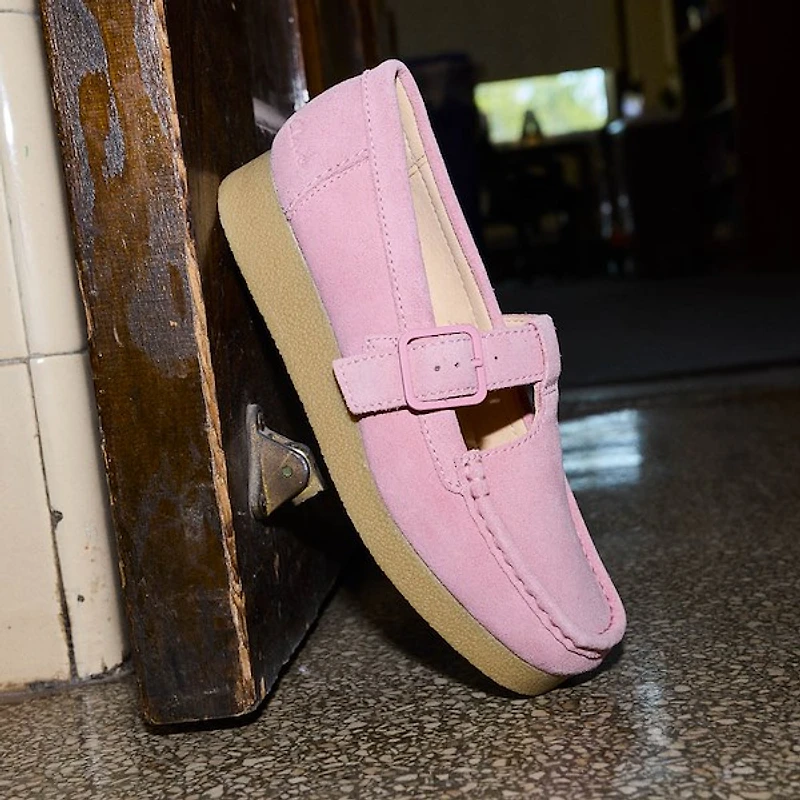 Womens Clarks Wallabee Evo T-Bar Mocassin - Dusty Pink