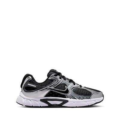 Nike V5 RNR Athletic Shoe - Big Kid - Black