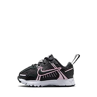 Nike Vomero 5 Athletic Shoe - Baby / Toddler Dark Gray