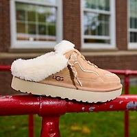 UGG® Lowmel Mule - Chestnut